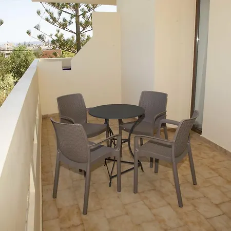 Aparthotel Sunny 3*