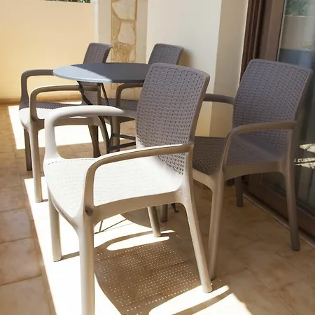 Sunny מלון דירות
